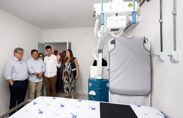 João Azevêdo entrega Hospital de Pocinhos, autoriza ampliação de serviços e fortalece regionalização da Saúde na Paraíba