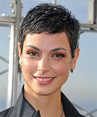 Morena Baccarin - Casual Short Wavy Hairstyles