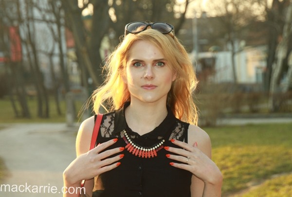 c_WinonaNecklacePippaJean19