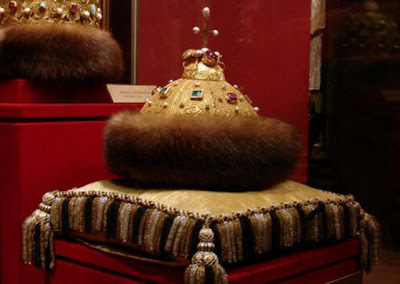 Pictures of Royal Crowns and tiaras