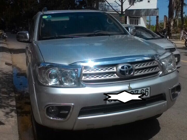 BÁN TOYOTA FORTUNER - G- 2011