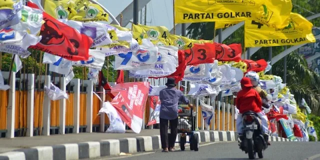 Survei IDM: PDIP Ditempel Ketat Golkar, Demokrat Meroket, Gerindra Tenggelam