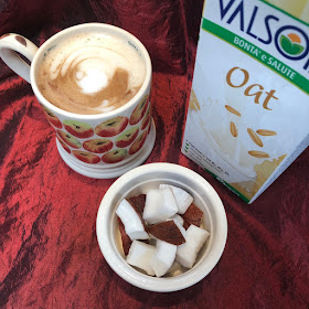 plant-based alternative to dairy milk, vegan latte