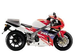 review Honda RC45 motorbike picture