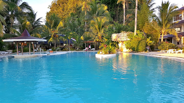 Caluwayan Palm Island Resort Swimming Pool View