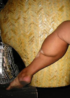 bbw natural muscular calves fetish