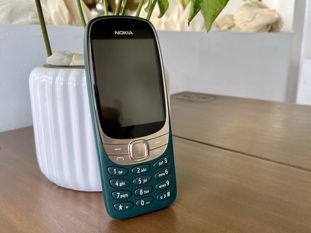 Nokia 6310 Unboxing and Review