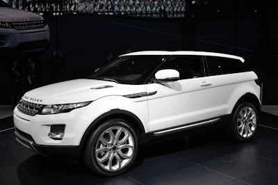 New Range Rover Evoque Live Paris 2010