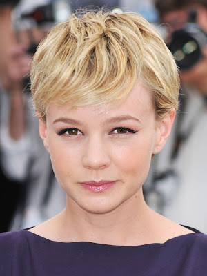 carey mulligan short haircut. carey mulligan short hair.