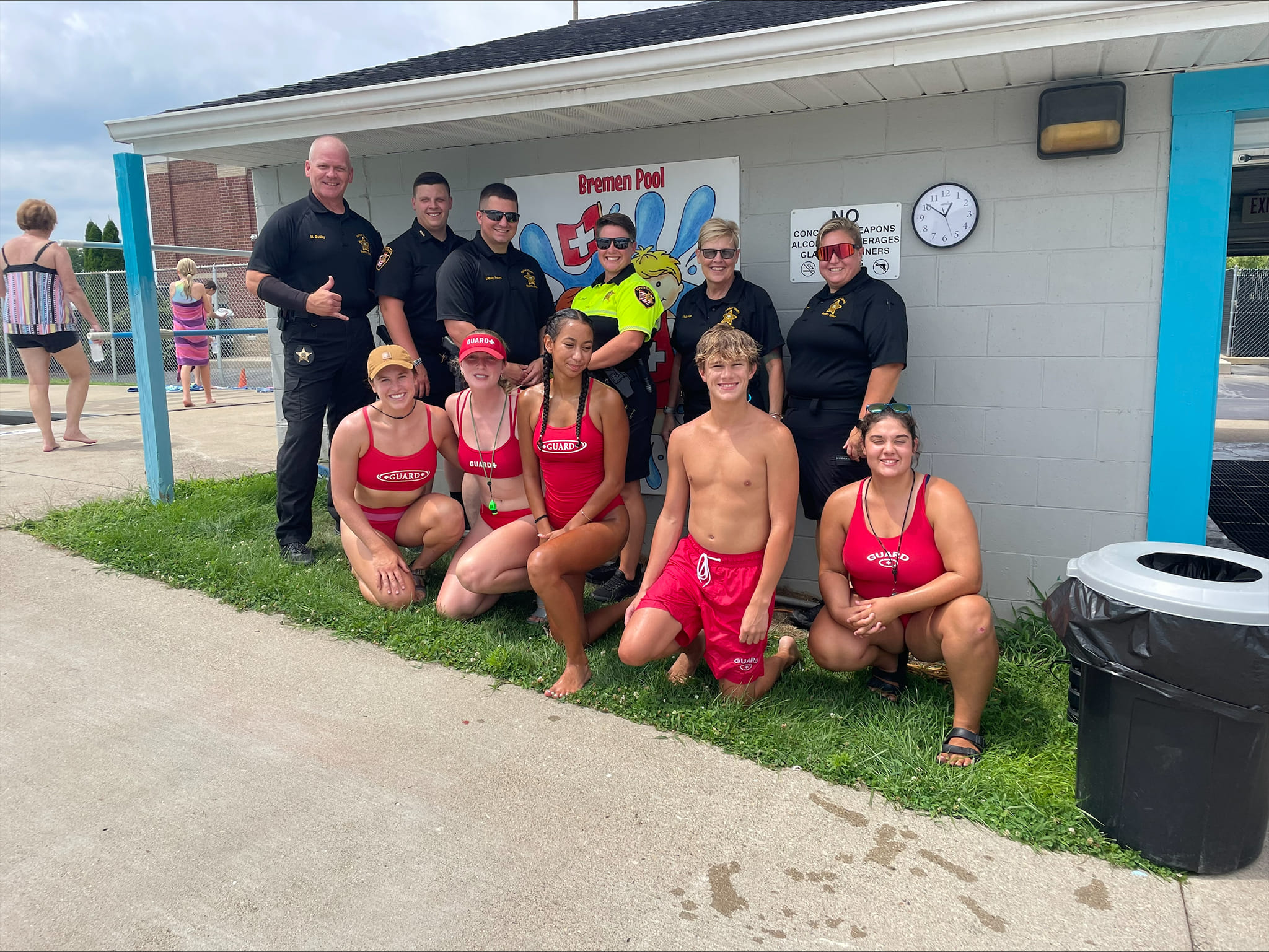 lifeguards and sheriff's at bremen pool