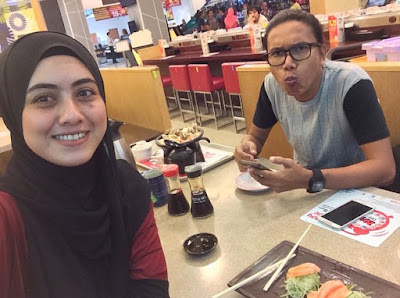 Isteri Aepul, Leez Rosli Keguguran