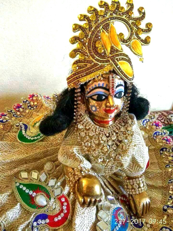 Ladoo Gopal Darshanam