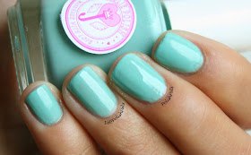 Teal Me This Looks Good by Jolie Polish