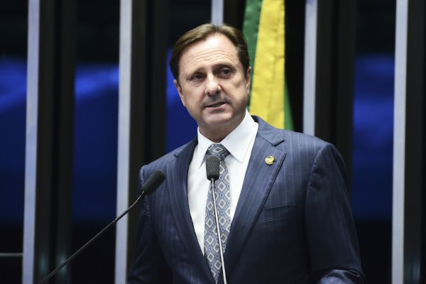 O ANTAGONISTA: Senador condenado usa ‘cotão’ para comprar espaço na imprensa de Porto Velho