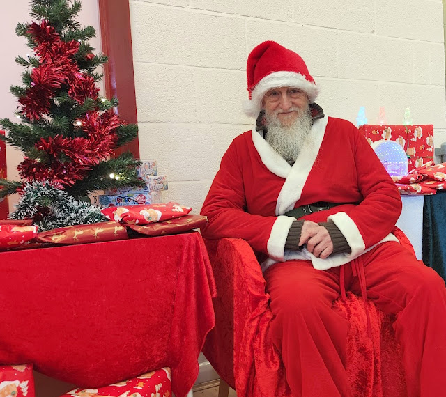 Santa visits the Ainsdale Craft Fayre