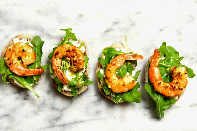 http://newmoontx.blogspot.com/2013/11/crostini-shrimp-and-arugula-crostini.html