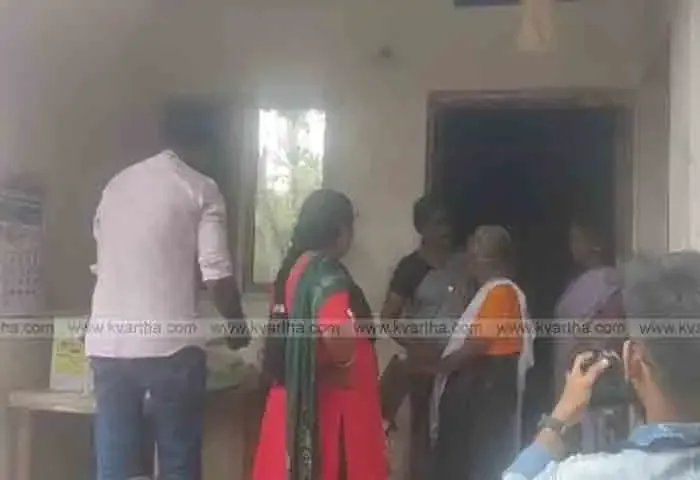 News, News-Malayalam-News, Kerala, Kerala-News, Politics, Politics-News, Lok-Sabha-Election-2024, Vote from home: Kannur Collector said that there no failure in procedures of officials.