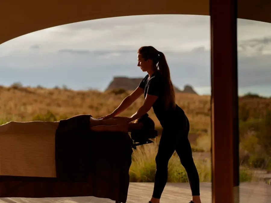 Amangiri Welcomes Longevity Powered By Nature Retreat with Geshe Yong Dong