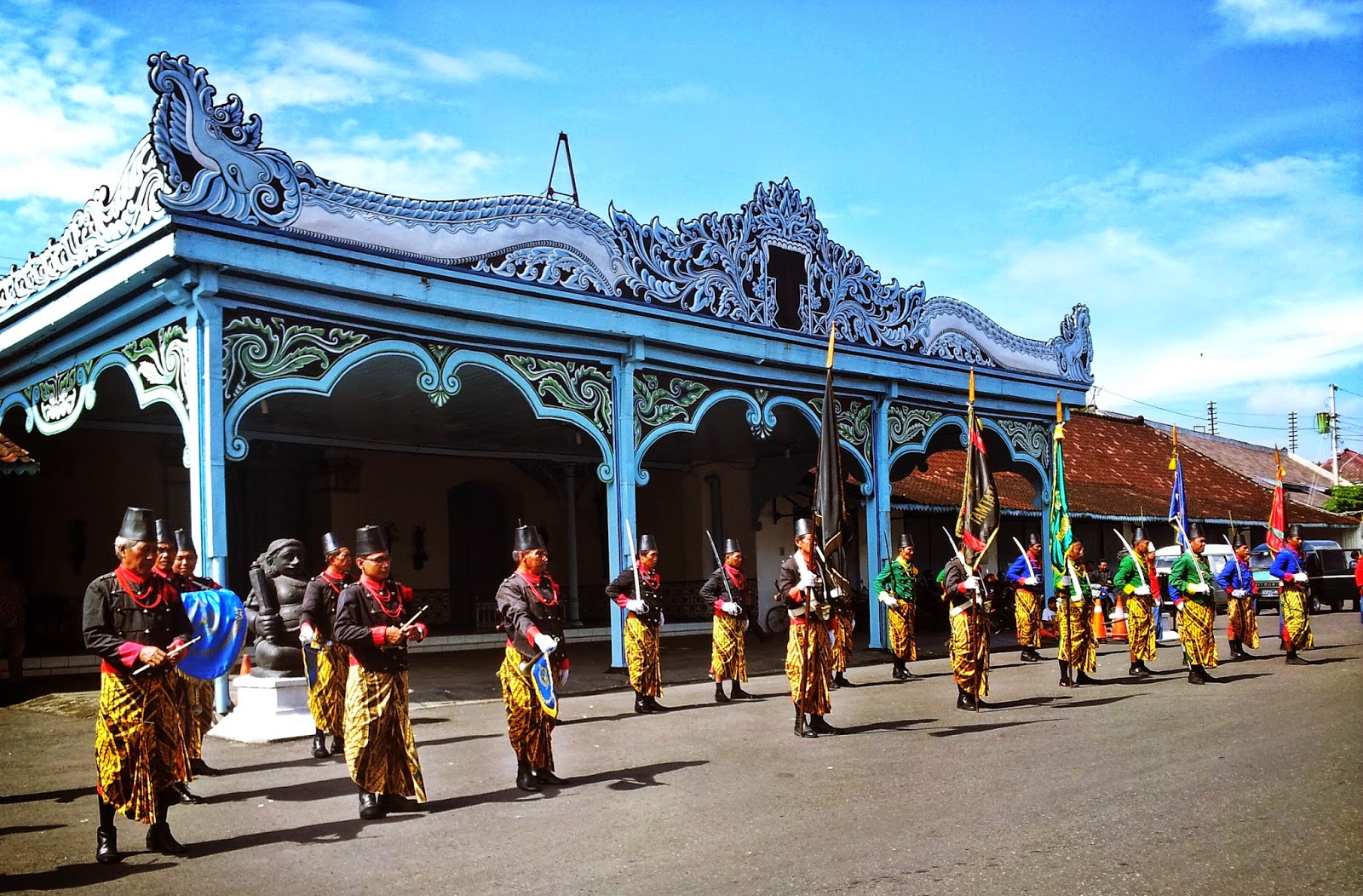 Info Wisata di Kota Solo: Berkeliling Mengenal Budaya Solo 