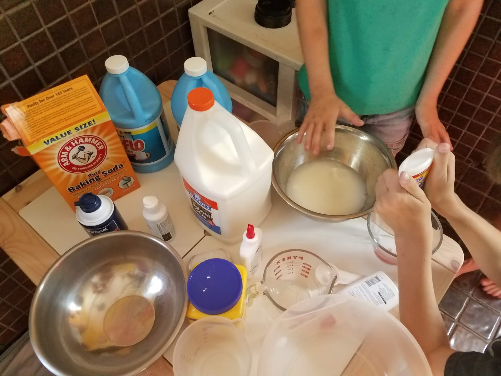 Kidspert 4 Ways To Make Your Own Slime