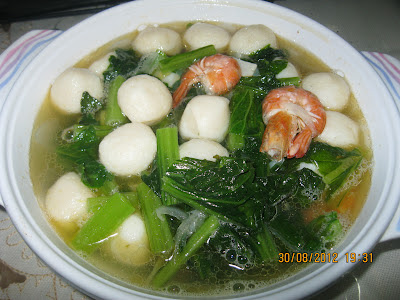 RESEPI CIKGU ANI: SUP SAWI - FISHBALL