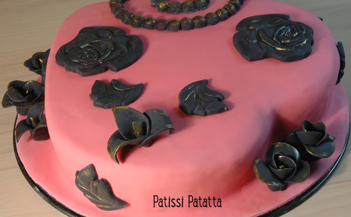 cake design, gâteau 3D, pâte à sucre, gumpaste, fondant, baroque cake, pink and black cake