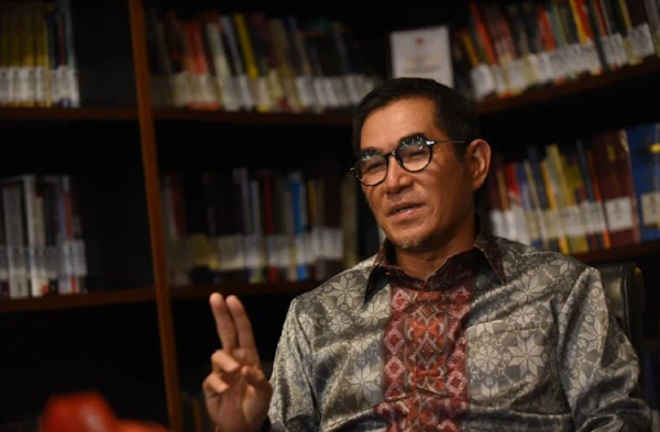 SAFAHAD - Mantan Pimpinan Mahkamah Konstitusi Republik Indonesia Hamdan Zoelva mengaku, khawatir melihat serangan yang seakan sengaja mencabik-cabik Gubernur DKI Jakarta Anies Baswedan.