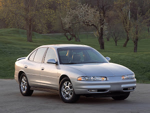 Oldsmobile Intrigue 2002 (2)