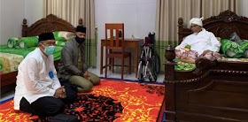 Beda Di Surabaya, Gatot Nurmantyo Dapat Sambutan Hangat Tuan Guru Bagu Di Lombok Beda Di Surabaya, Gatot Nurmantyo Dapat Sambutan Hangat Tuan Guru Bagu Di Lombok