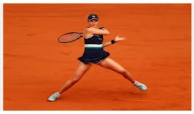 World 131 Podoroska becomes first qualifier to reach women's French Open semifinals