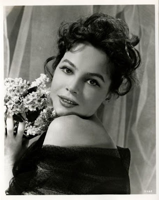 LESLIE CARON