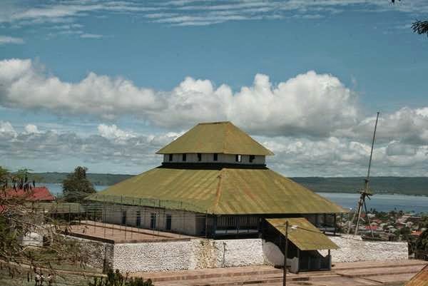 Wisata Religi Masjid Buton Bau-Bau