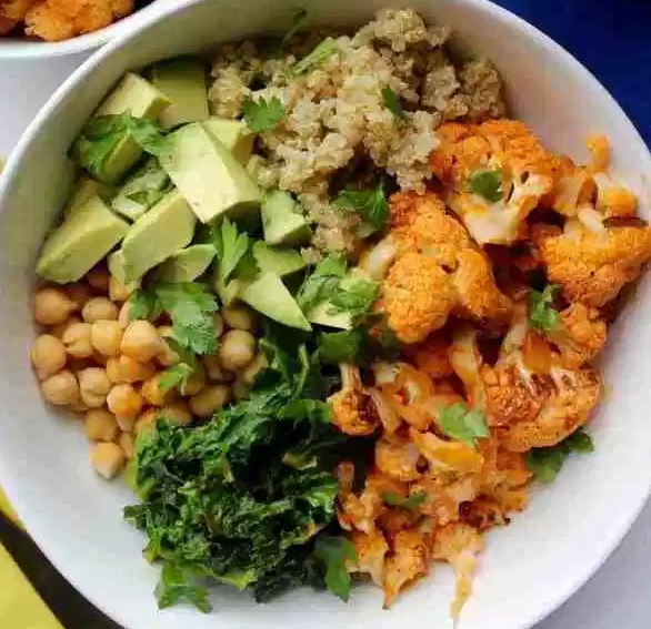 Spicy Cauliflower Power Bowl #vegetarian #glutenfree