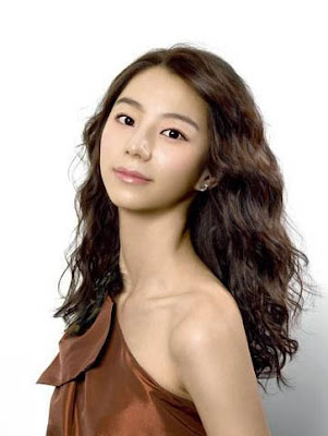 South-Korean-celebrity-2010-fashion-hairstyles Celebrity Fashion 2010