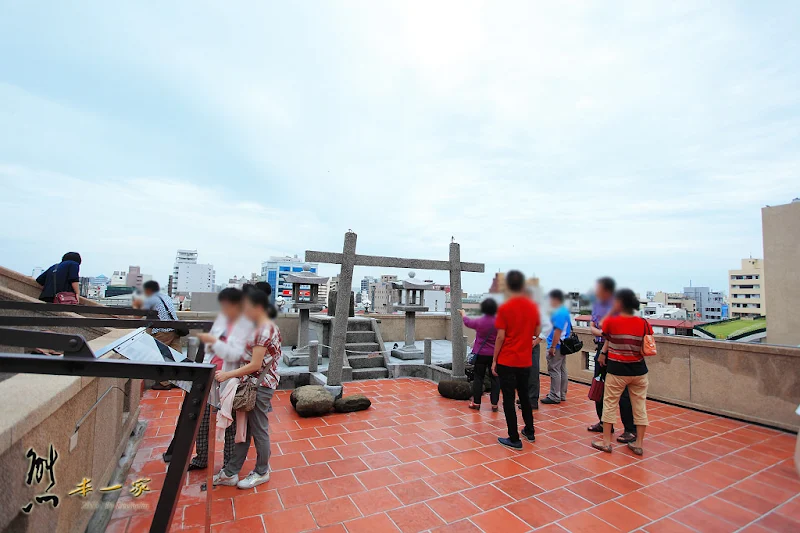 林百貨｜營業開放時間 美食餐廳｜台南古蹟景點｜頂樓神社的百貨公司