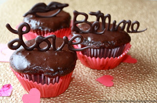 8. Chocolate Cake Decoration On Valentines Day
