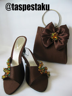 Tas Pesta dan Sandal Pesta Mewah Coklat