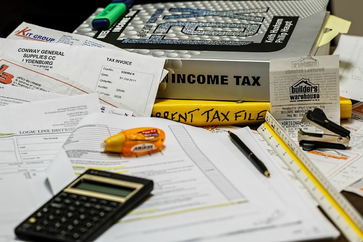 Start Now to Prevent Tax Preparation Stress Next Year: A Review 