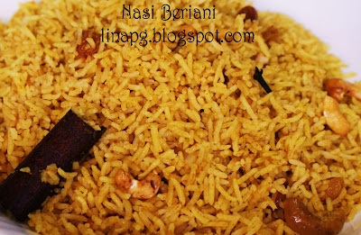 Nasi Beriani, Ayam Msk Merah, Daging Masak Hitam & Acar 