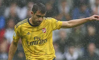 Olympiacos in a shock move for Arsenal defender Sokratis