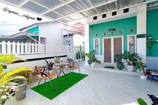 Teras Rumah Mewah