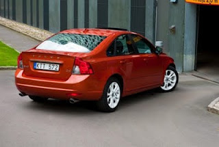 For Exterior Of The 2011 volvo v40