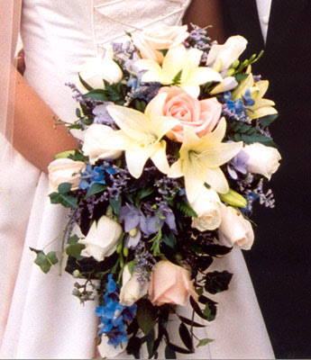 the wedding flower bouquet