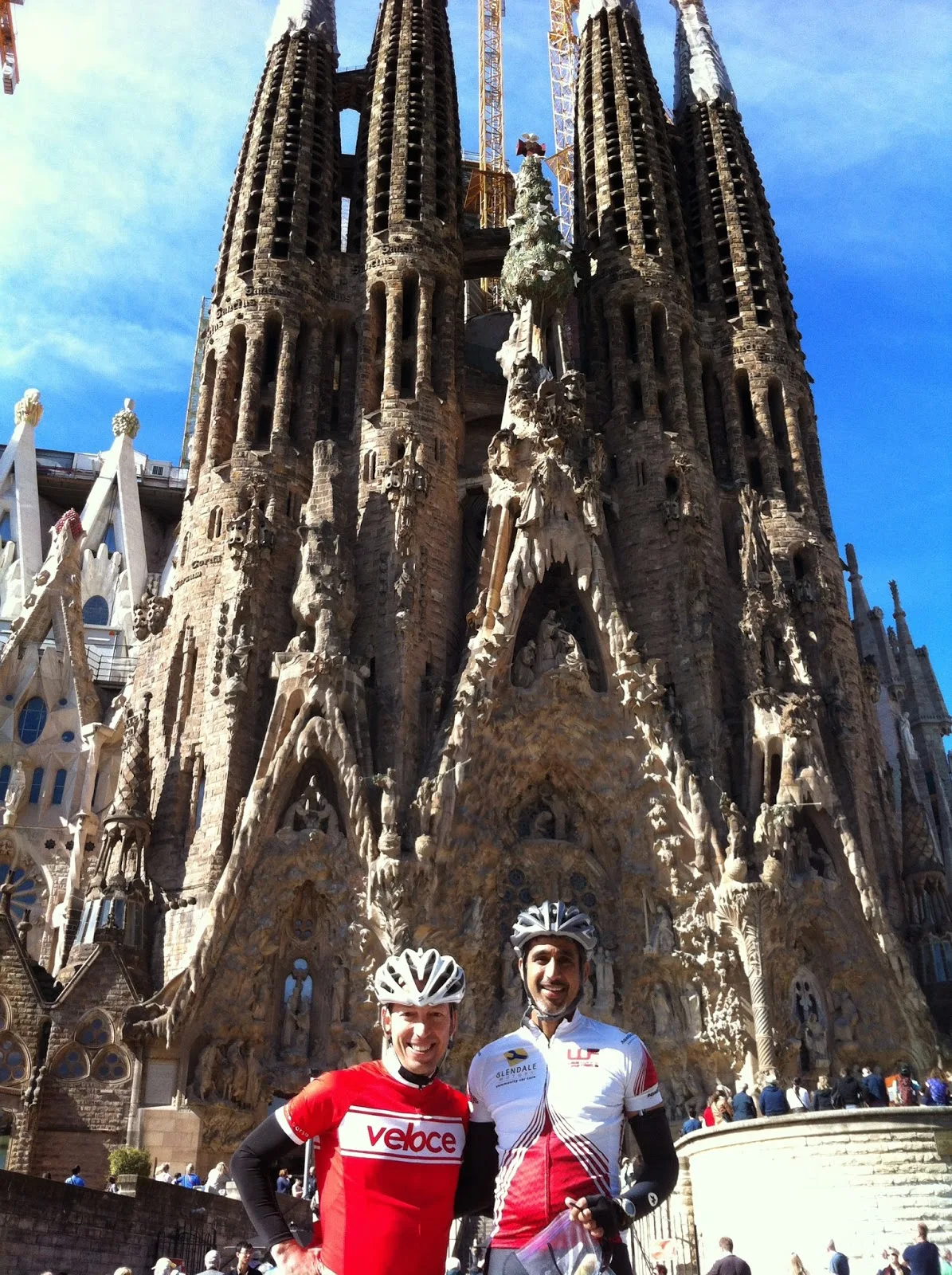 visit sagrada familia cycling tours in barcelona