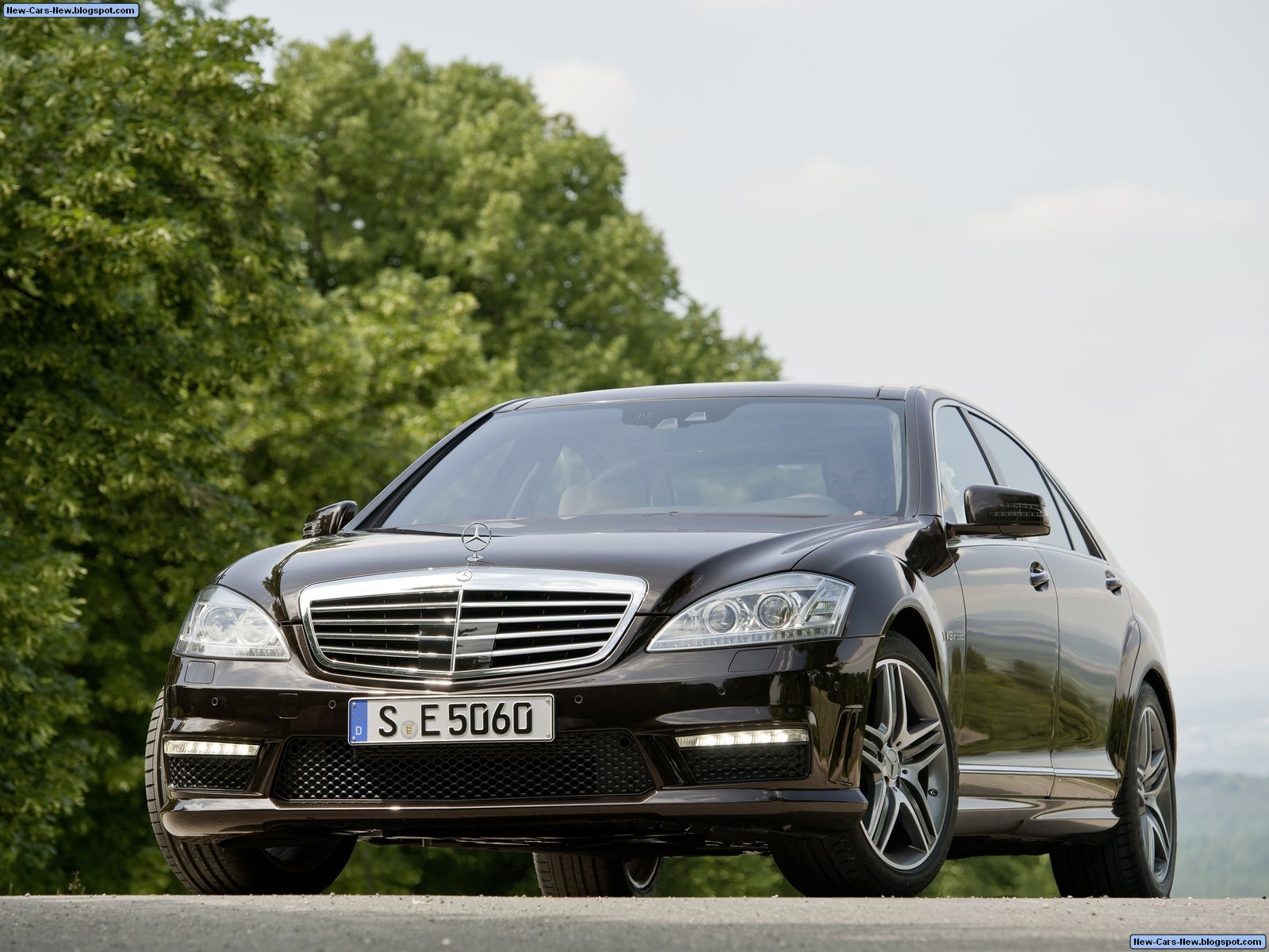 The 2011 Mercedes-Benz S63 AMG