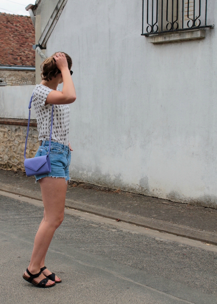 Easy casual summer look with Ralph Lauren high waisted denim shorts