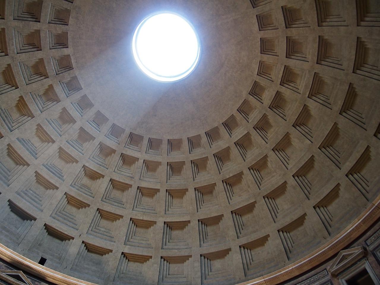 Pantheon tourist attraction and the best place to visit in Italy