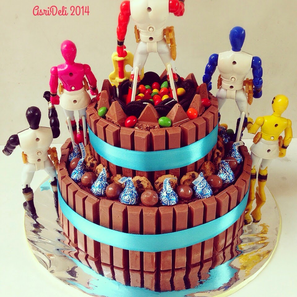 Asri Deli - Blog: Power Ranger All Chocolate Cake M. Raja 