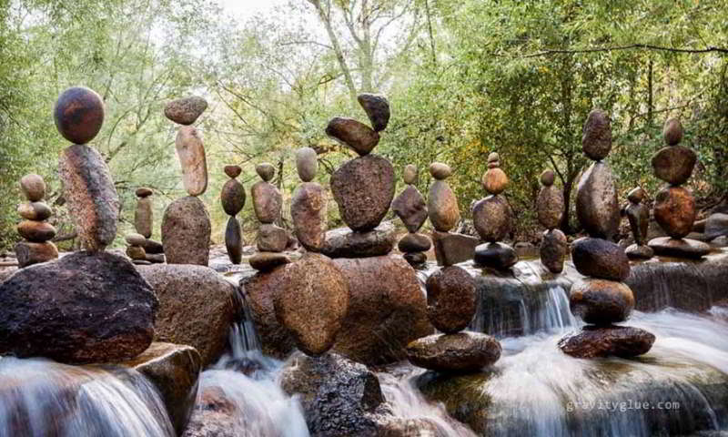 gravity-stone-balancing-michael-grab-6