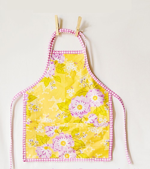 sew apron for girl